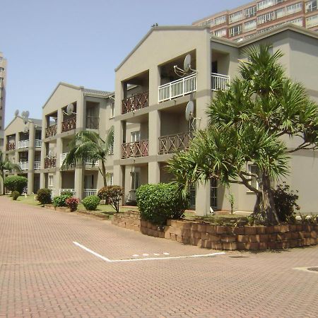 North Beach Durban Apartments エクステリア 写真