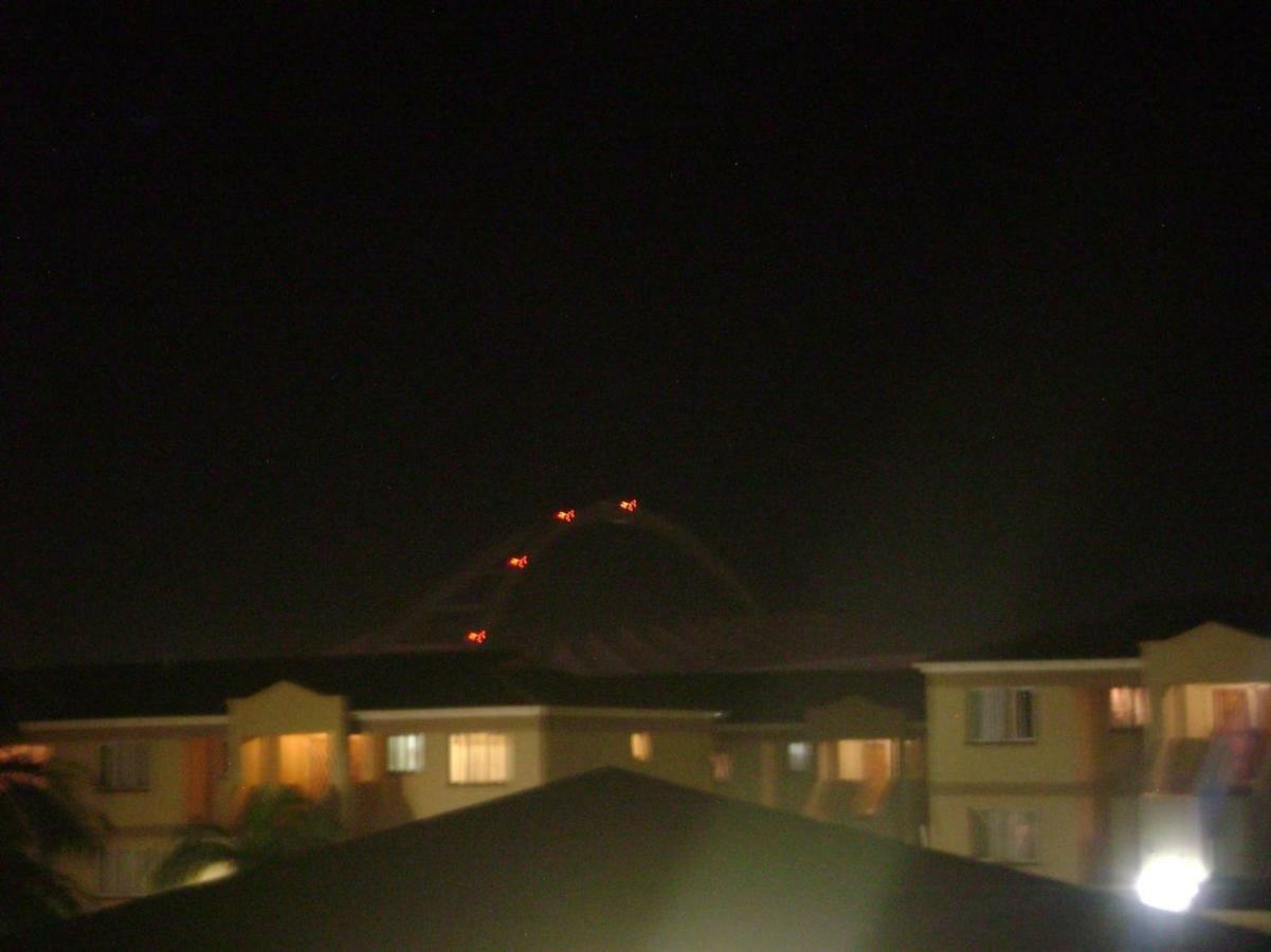 North Beach Durban Apartments エクステリア 写真